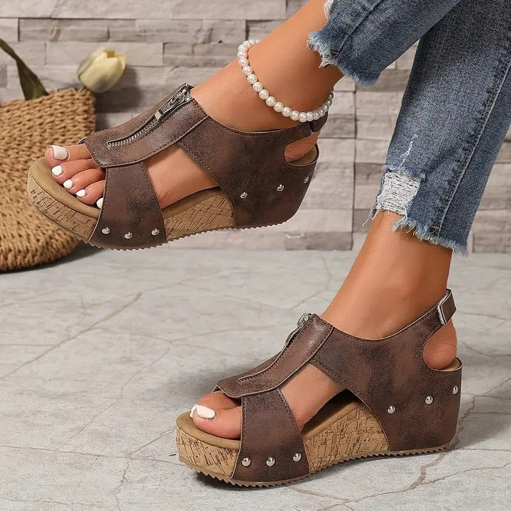 Camila™ - Stylische Retro Keilsandalen