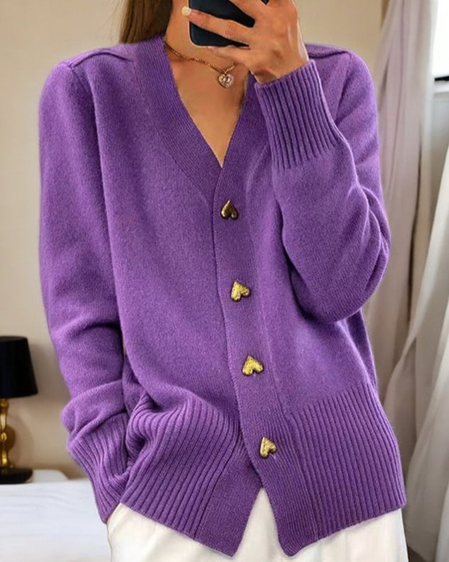 ADELE – ELEGANTER HERZKNOPF-CARDIGAN